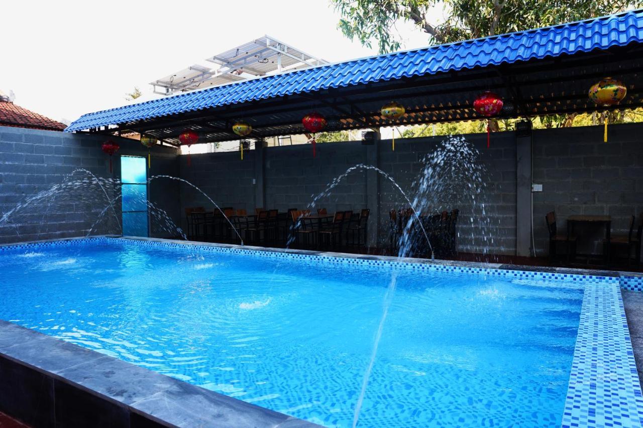 Hoang Y Homestay Хойан Экстерьер фото