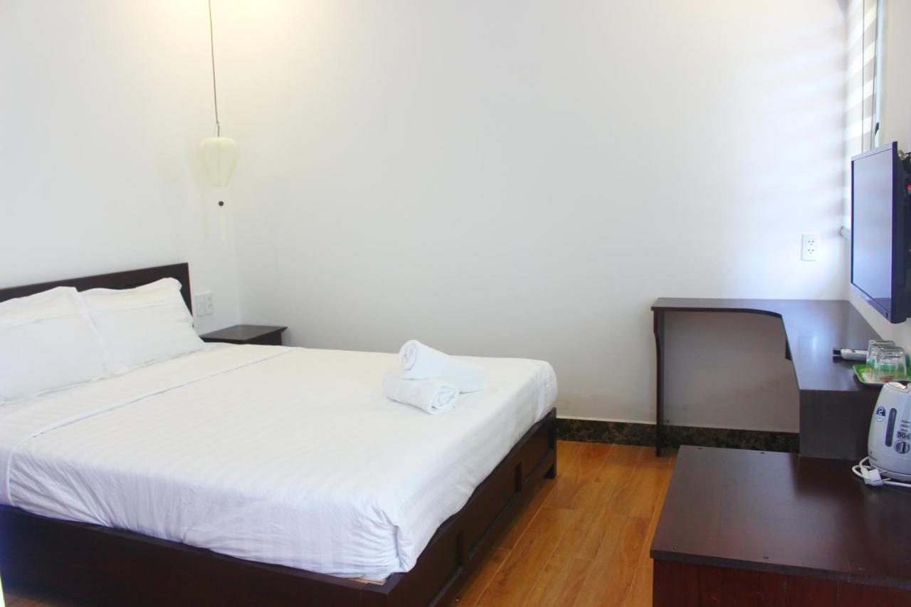 Hoang Y Homestay Хойан Экстерьер фото